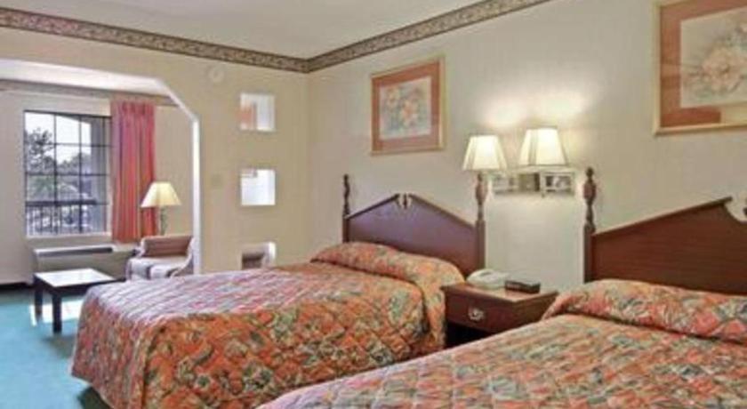 Days Inn & Suites By Wyndham Fort Valley Екстер'єр фото
